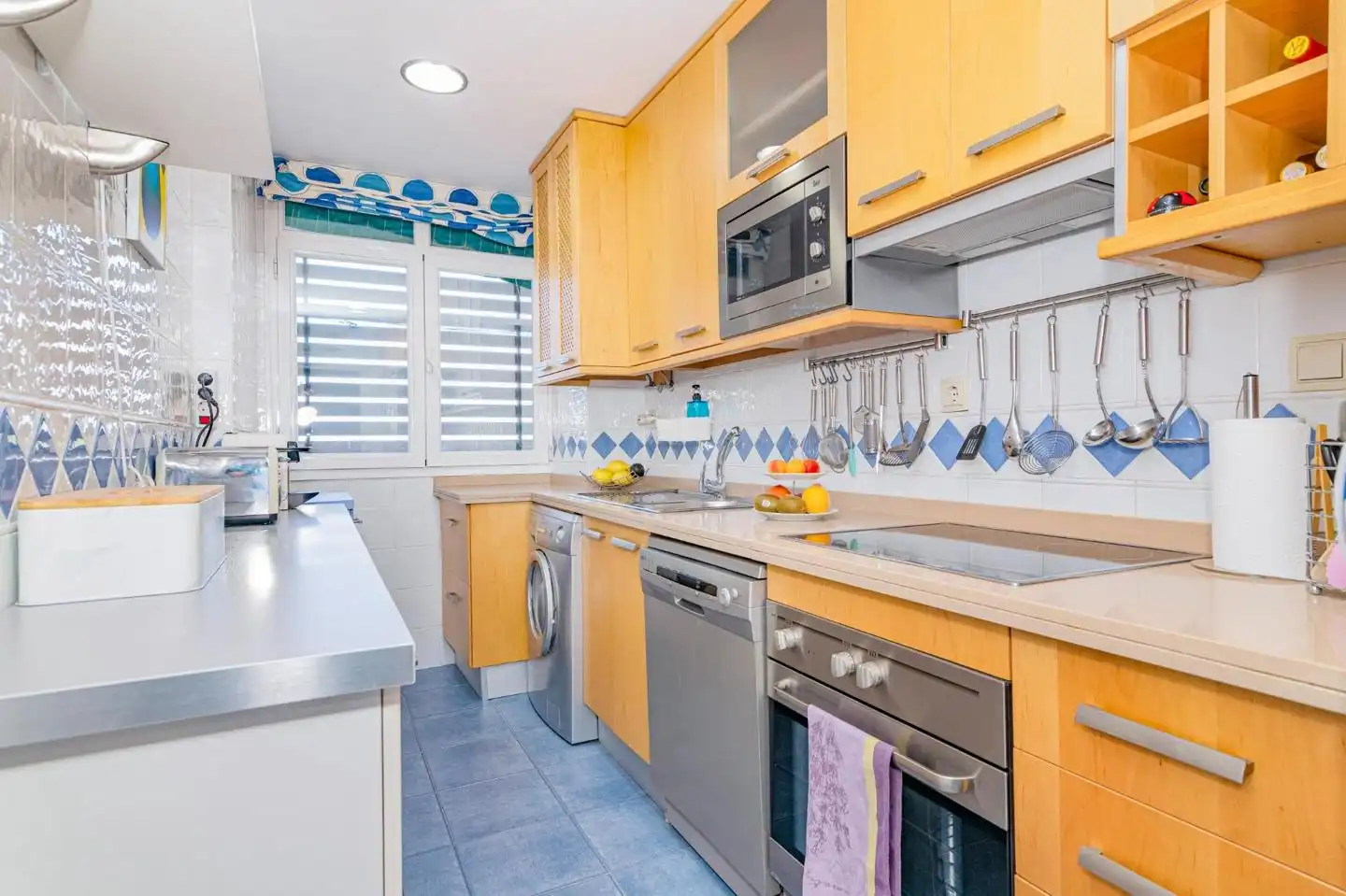 Cocina de Piso en venta en Motril con Terraza y Piscina comunitaria
