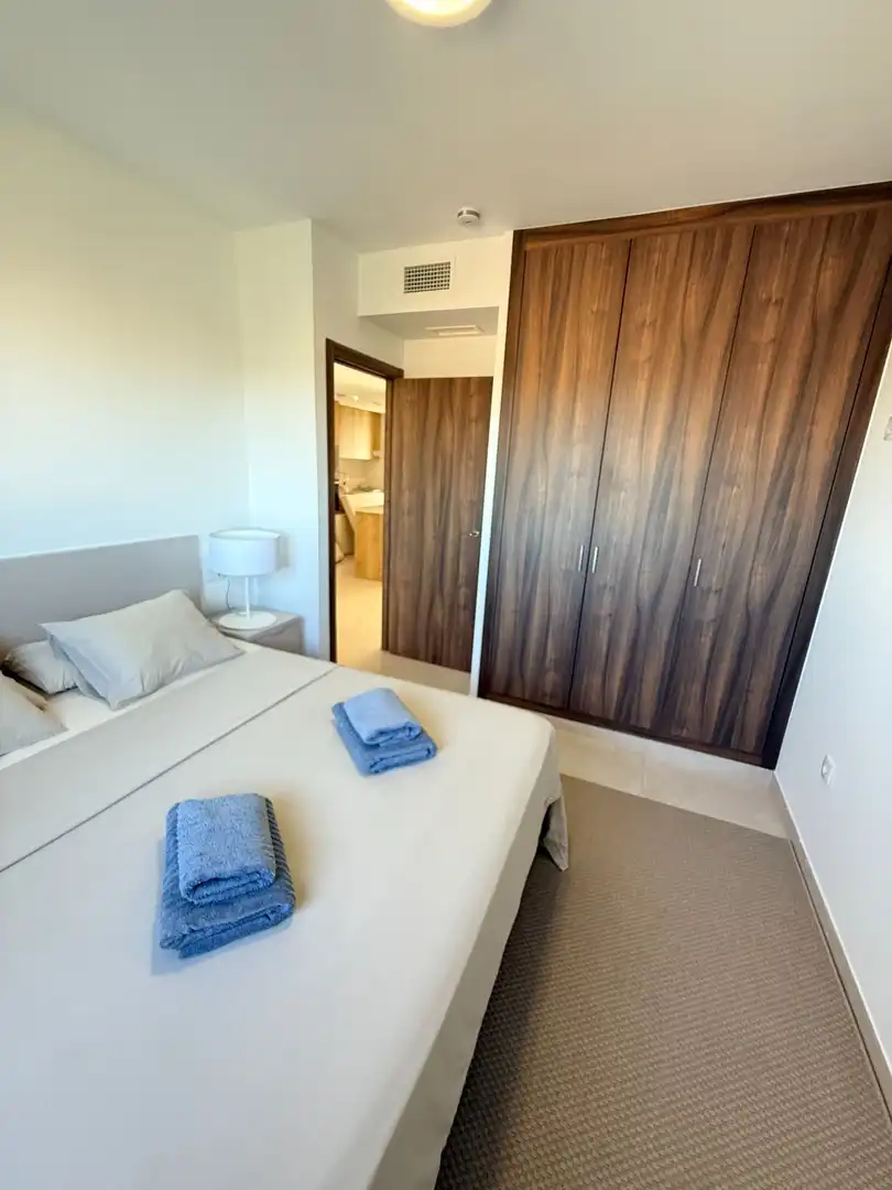 Habitación de Ático en venta en Orihuela con Aire acondicionado, Terraza y Trastero
