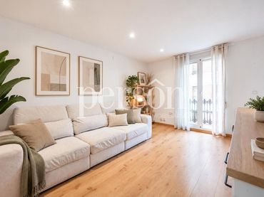 Appartement avec balcon à vendre à Extramurs