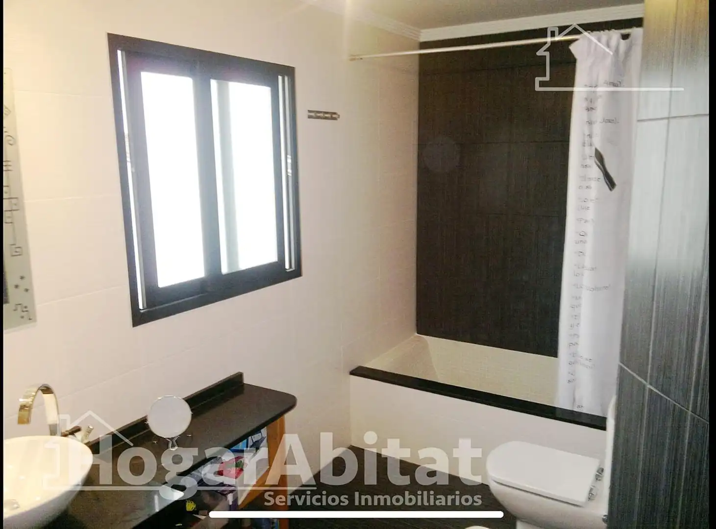 Baño de Casa o chalet en venta en Tavernes de la Valldigna con Aire acondicionado, Calefacción y Terraza