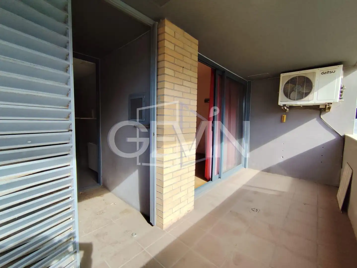 Habitación de Piso en venta en Santa Perpètua de Mogoda con Aire acondicionado, Calefacción y Jardín privado