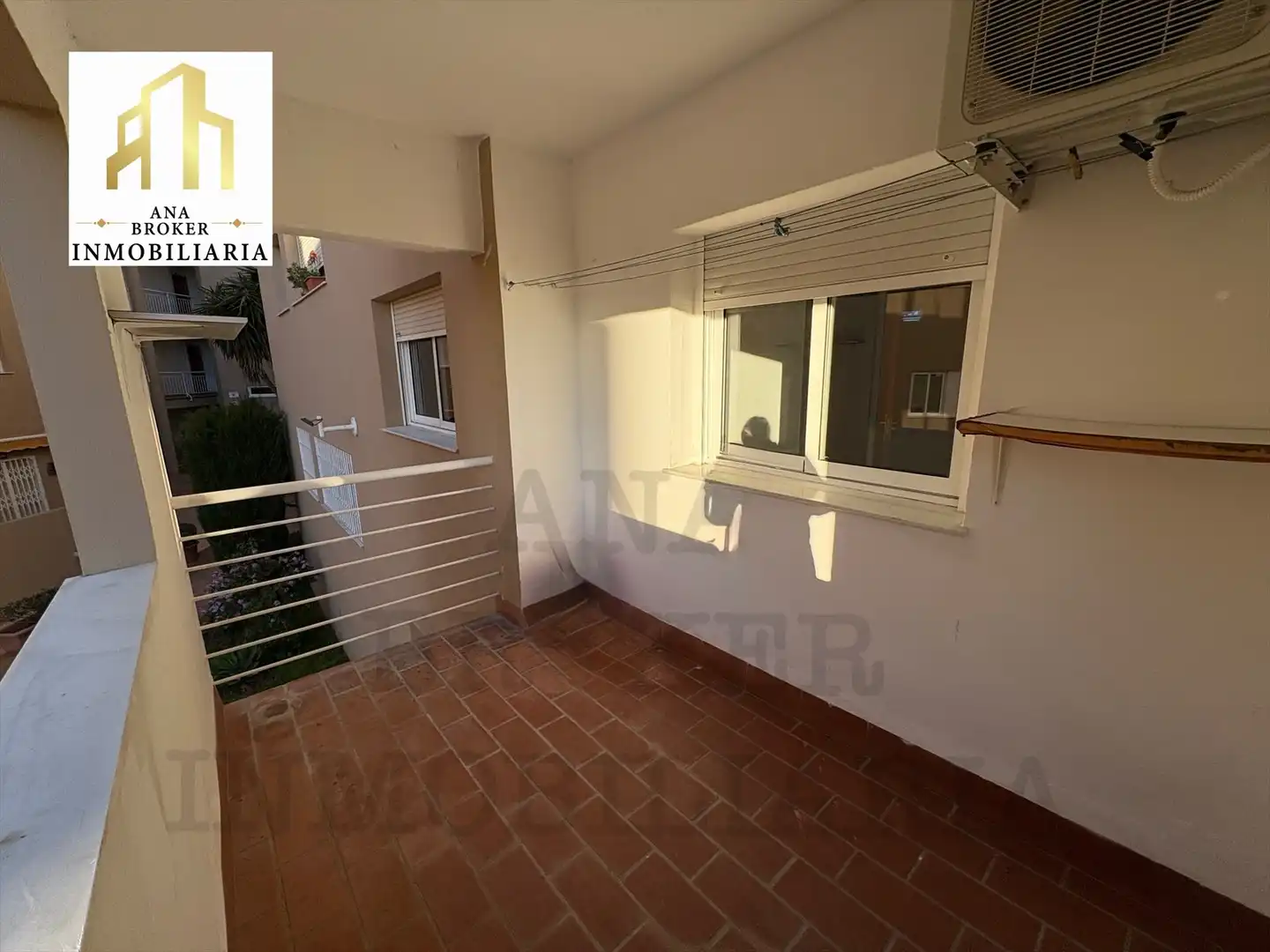 Terraza de Piso en venta en Ronda con Aire acondicionado, Terraza y Piscina comunitaria