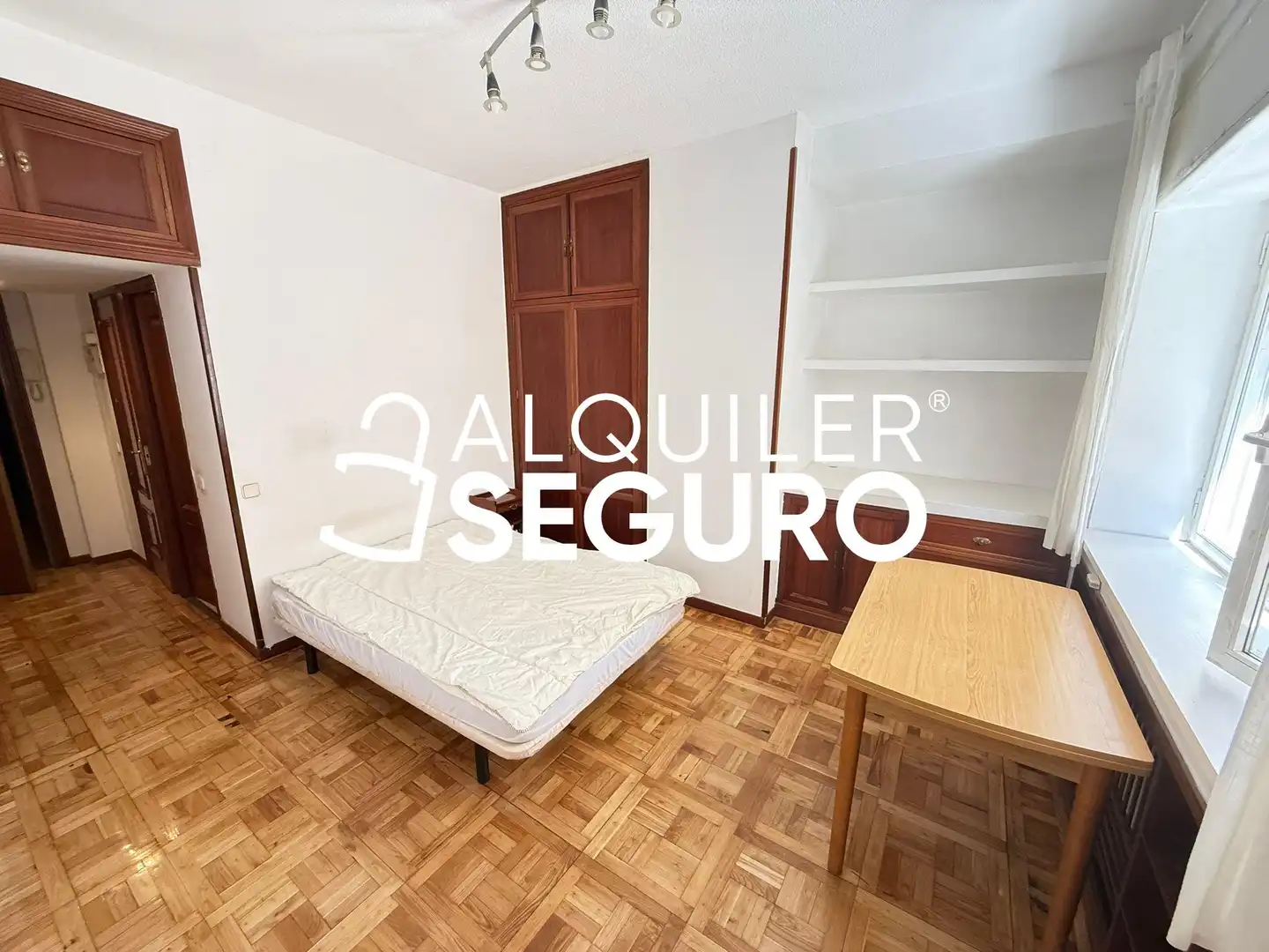 Bedroom of Study for rent in Madrid  with Heating and Furnished