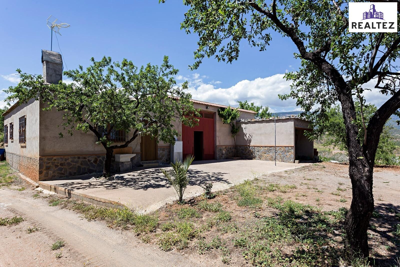 Vista exterior de Finca rústica en venda en Cádiar amb Calefacció i Traster