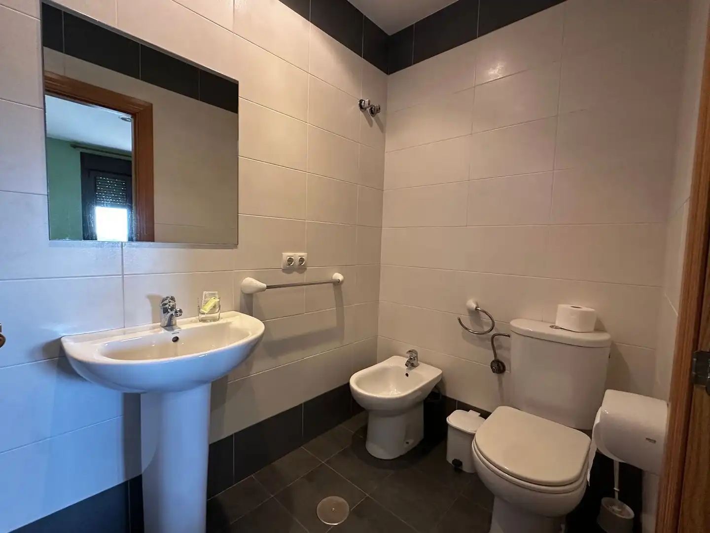 Bathroom of Flat for sale in Siero