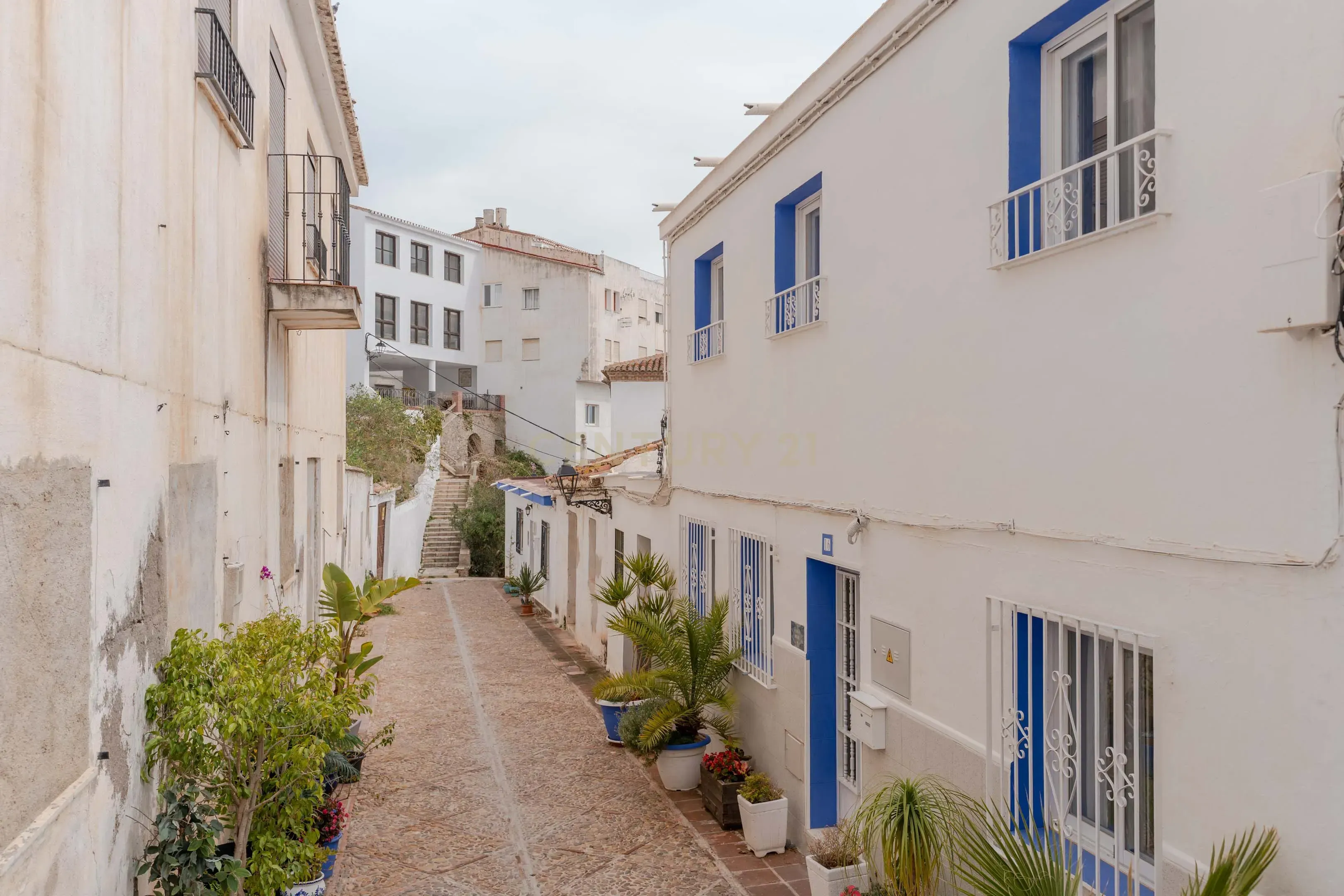 Vista exterior de Casa o xalet en venda en Salobreña amb Traster