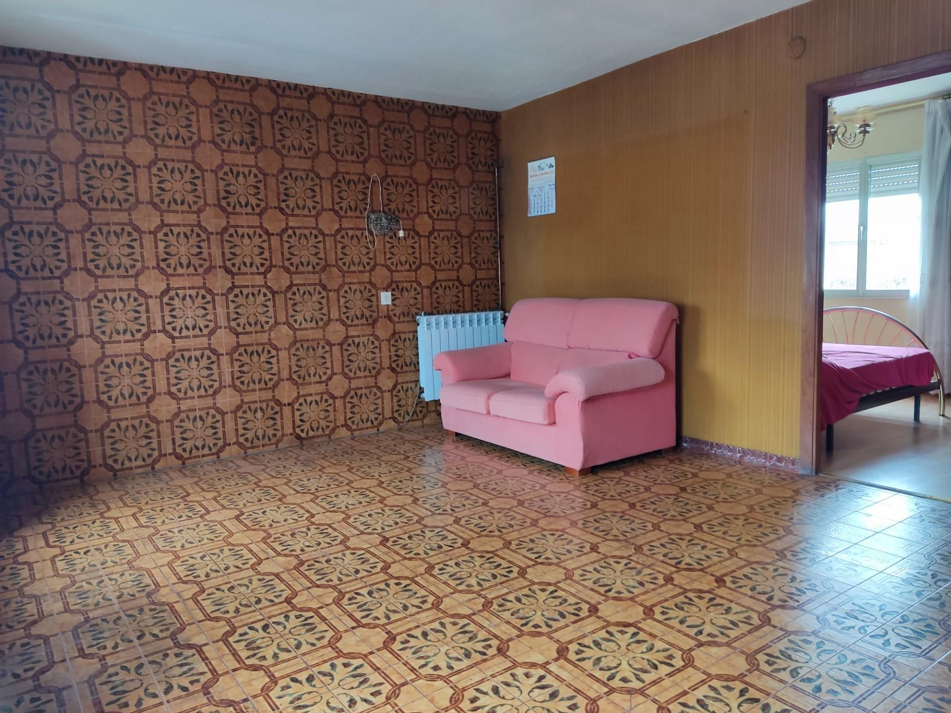Sala d'estar de Pis en venda en Ponferrada amb Calefacció, Traster i Balcó