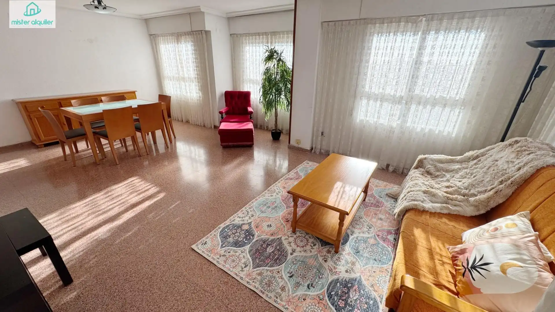 Sala d'estar de Apartament en venda en San Vicente del Raspeig / Sant Vicent del Raspeig amb Aire condicionat, Calefacció i Terrassa