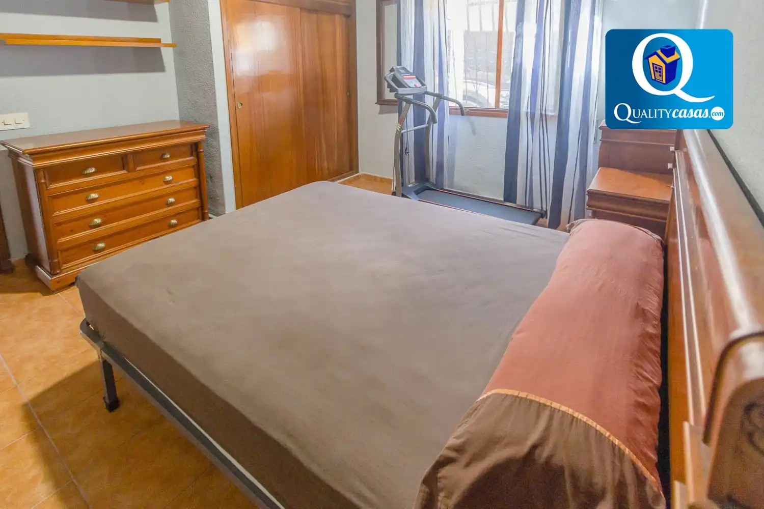 Habitación de Casa o chalet en venta en El Campello con Calefacción, Terraza y Trastero