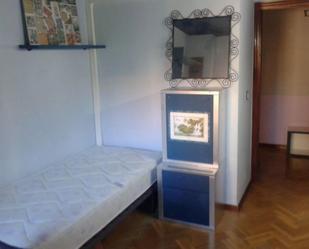 Bedroom of Apartment to share in  Murcia Capital  with Air Conditioner and Balcony