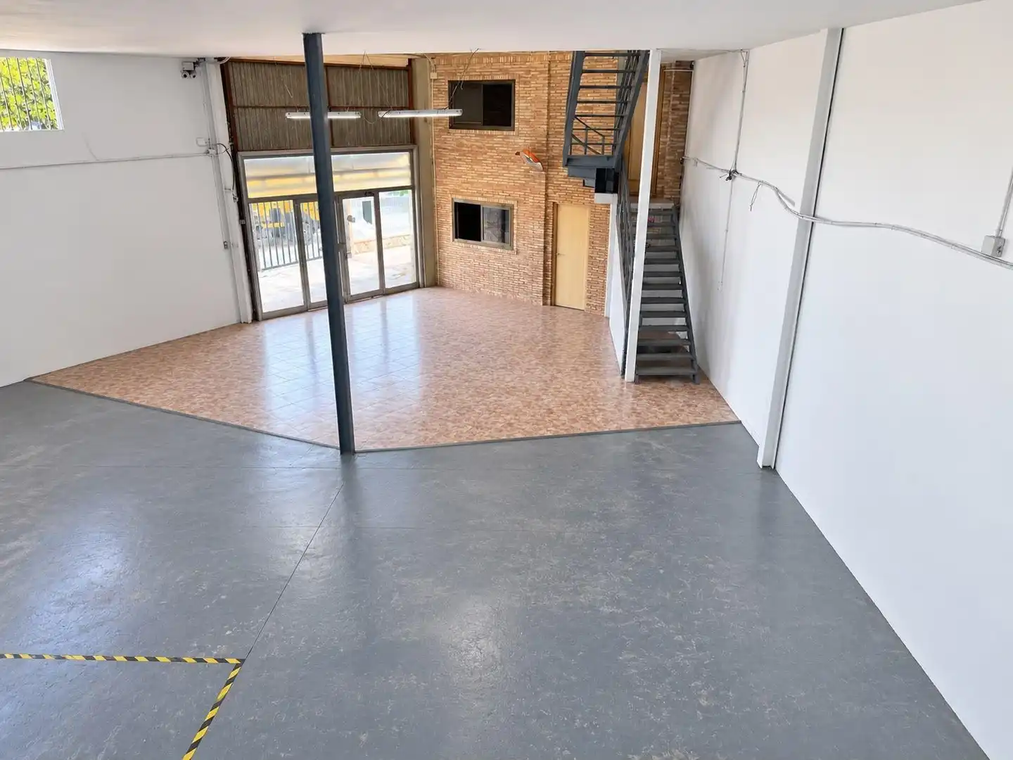 Industrial building to rent in Catarroja, imagen 2