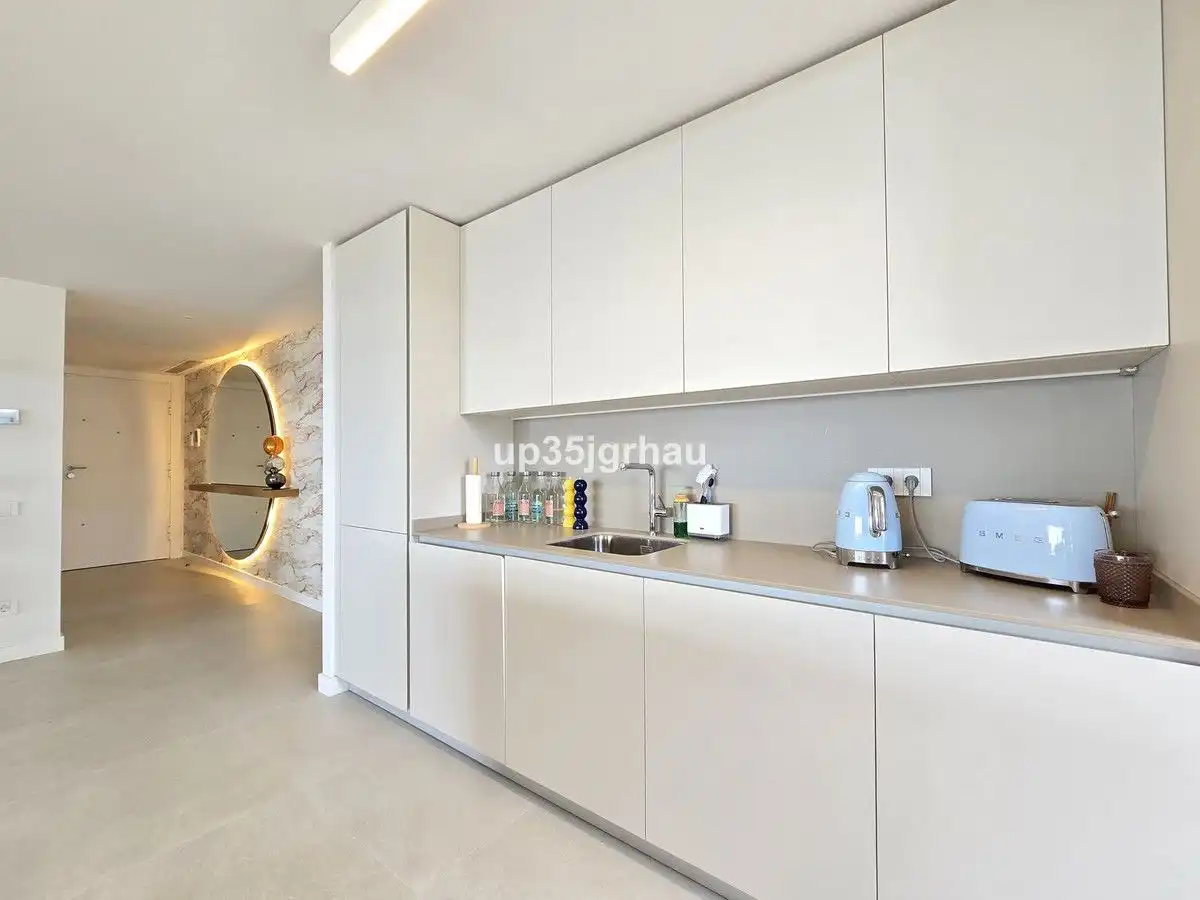 Apartament amb piscina en venda a Selwo, imagen 12