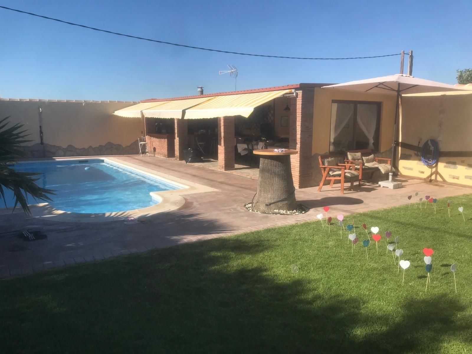 Swimming pool of House or chalet to rent in Chiclana de la Frontera  with Air Conditioner, Private garden and Terrace