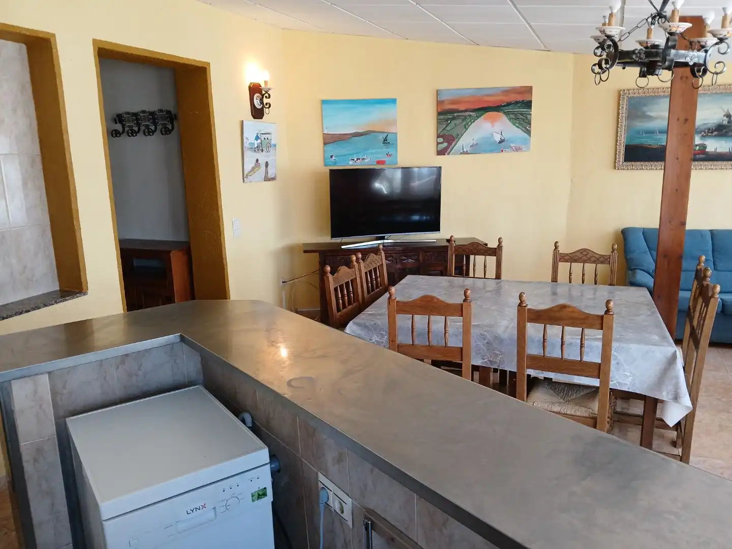 House with garden to rent in Calle Marinera Urb Riumar 2, imagen 4