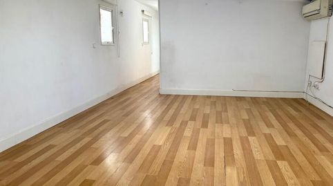 GLOBALPISO MALASAÑA VENDE EN EXCLUSIVAChueca no se visita, se vive!Y desde la calle Apodaca, una ubicación estratégica, tranquila