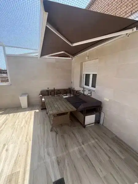 Terrasse von Dachboden zur Miete in Almería mit Klimaanlage, Heizung und Terrasse