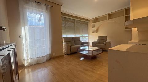 Foto 3 de Piso en venta en De Calero Pita, Entrevías, Madrid
