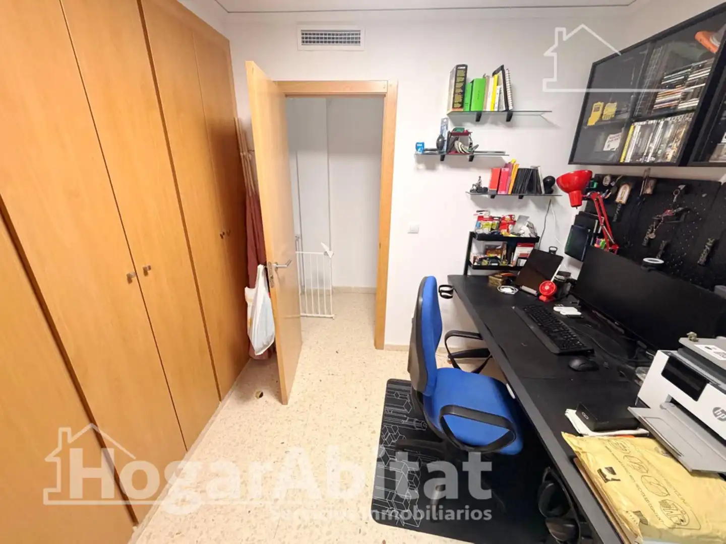 Flat for sale in Montserrat  with Air Conditioner, Heating and Terrace