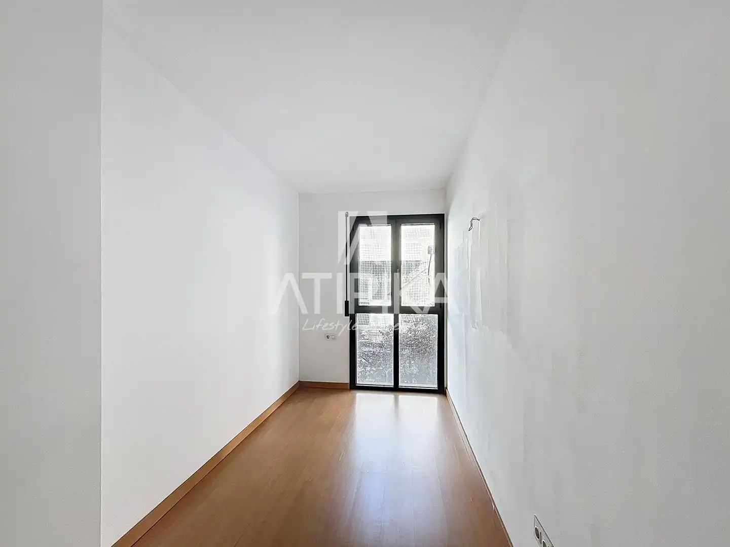 Bedroom of Flat for sale in L'Hospitalet de Llobregat  with Heating, Parquet flooring and Terrace