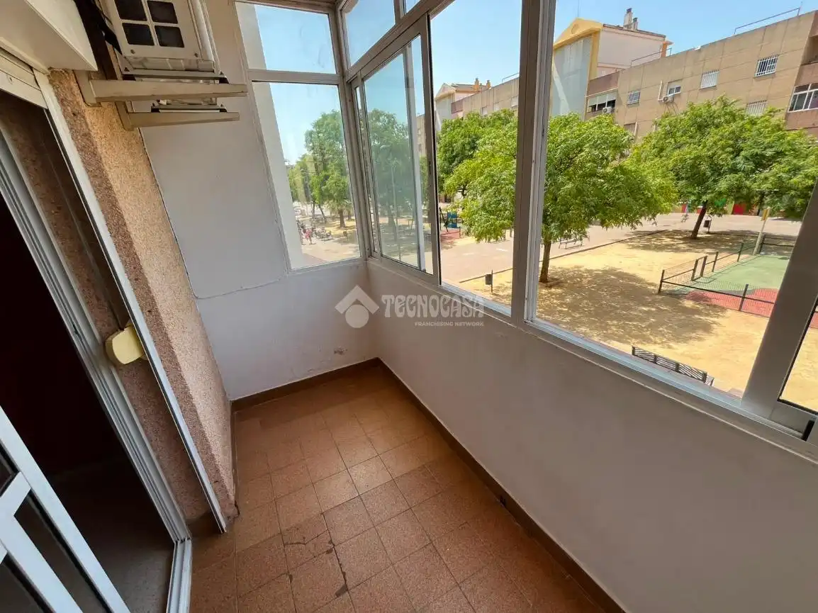 Terraza de Piso en venta en Dos Hermanas con Terraza
