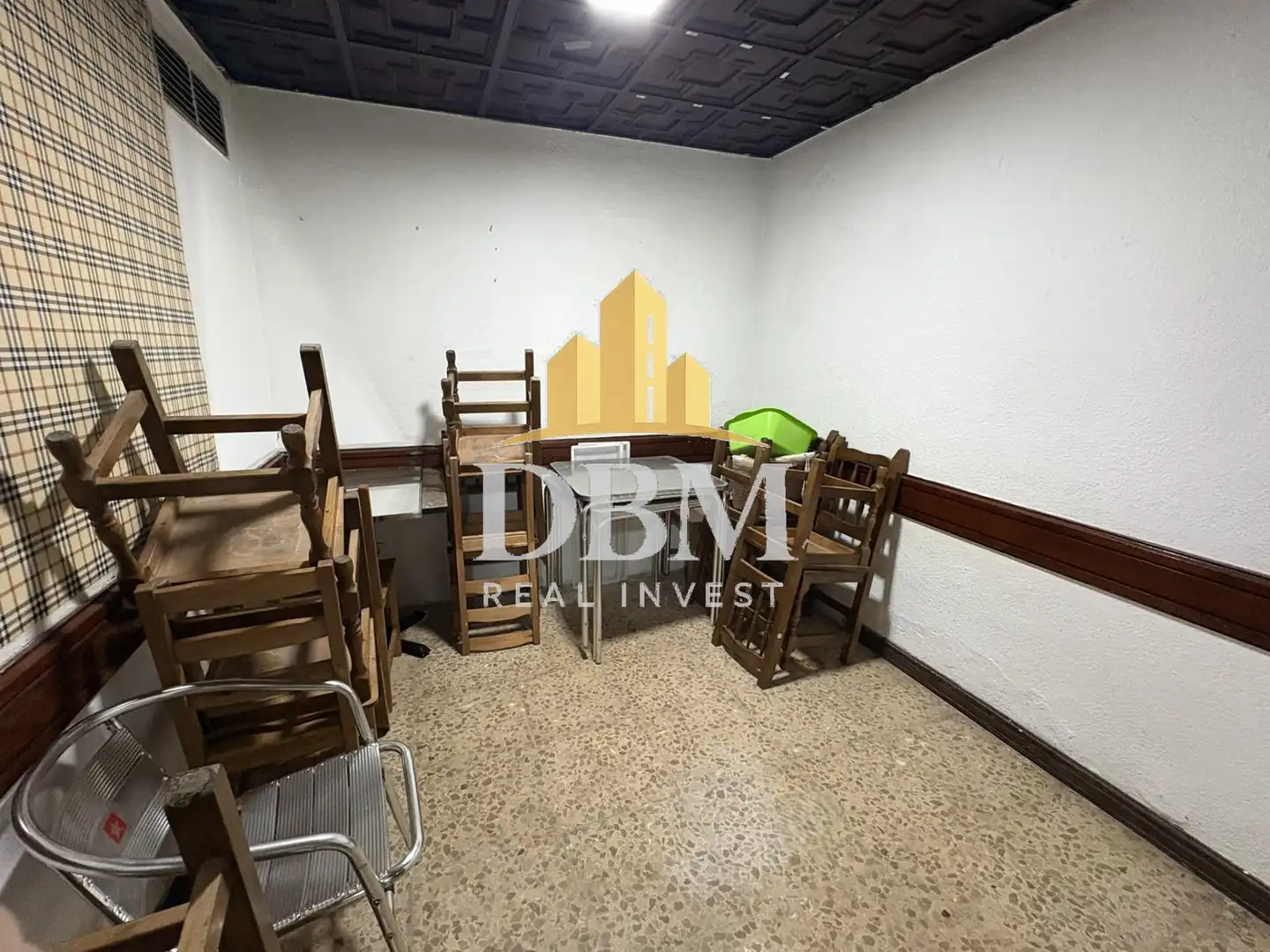 Local comercial en traspàs a Les Corts, imagen 13