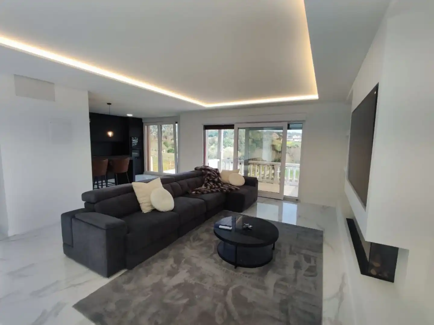 Living room of Flat for rent in Sanxenxo  with Air Conditioner, Heating and Terrace