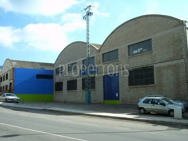 Nave industrial en venta en Biar