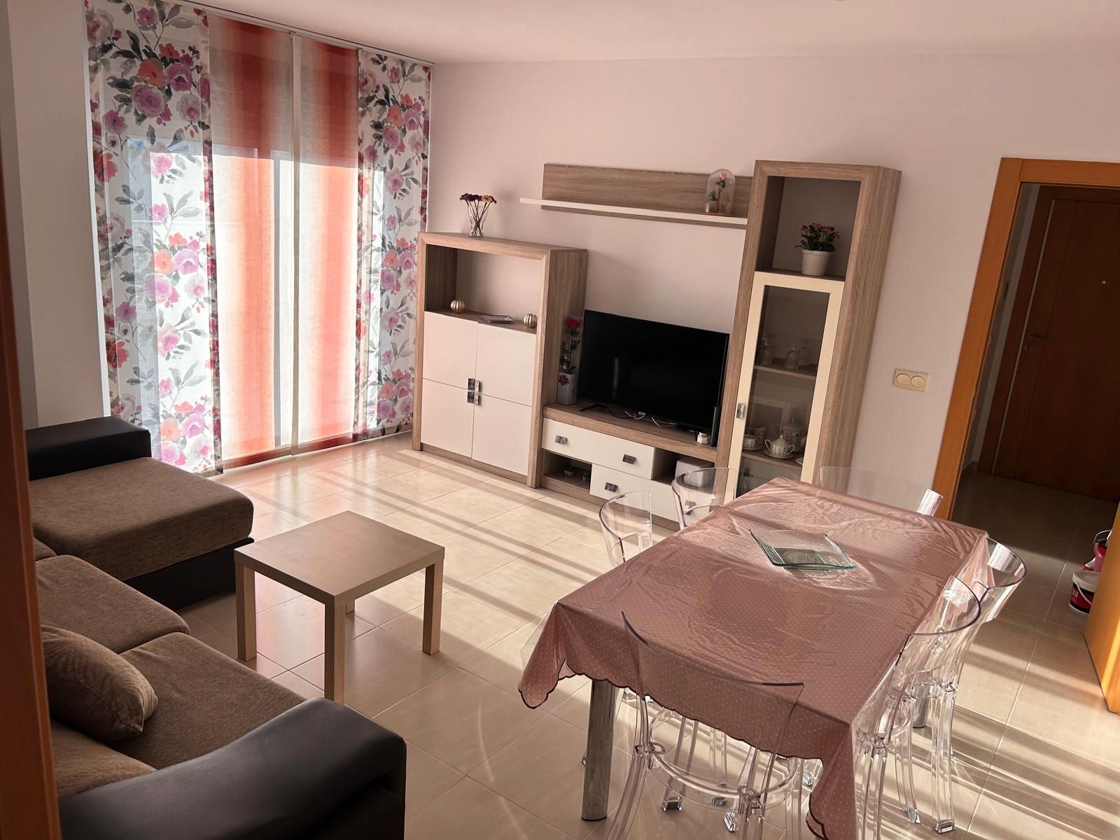 Sala d'estar de Àtic de lloguer en  Almería Capital amb Aire condicionat, Calefacció i Parquet