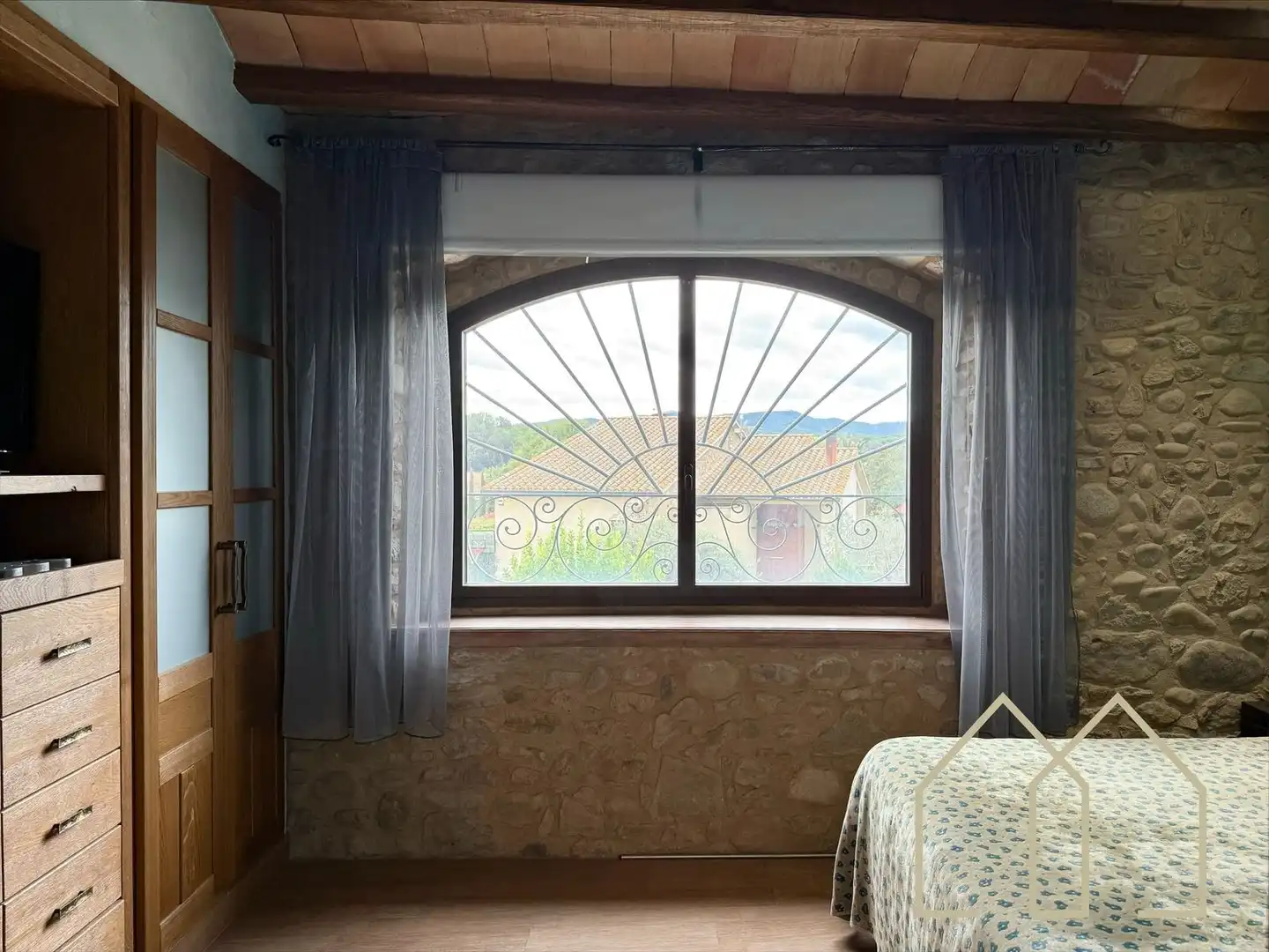 Habitación de Casa o chalet en venta en Sant Joan de Mollet con Aire acondicionado, Calefacción y Jardín privado