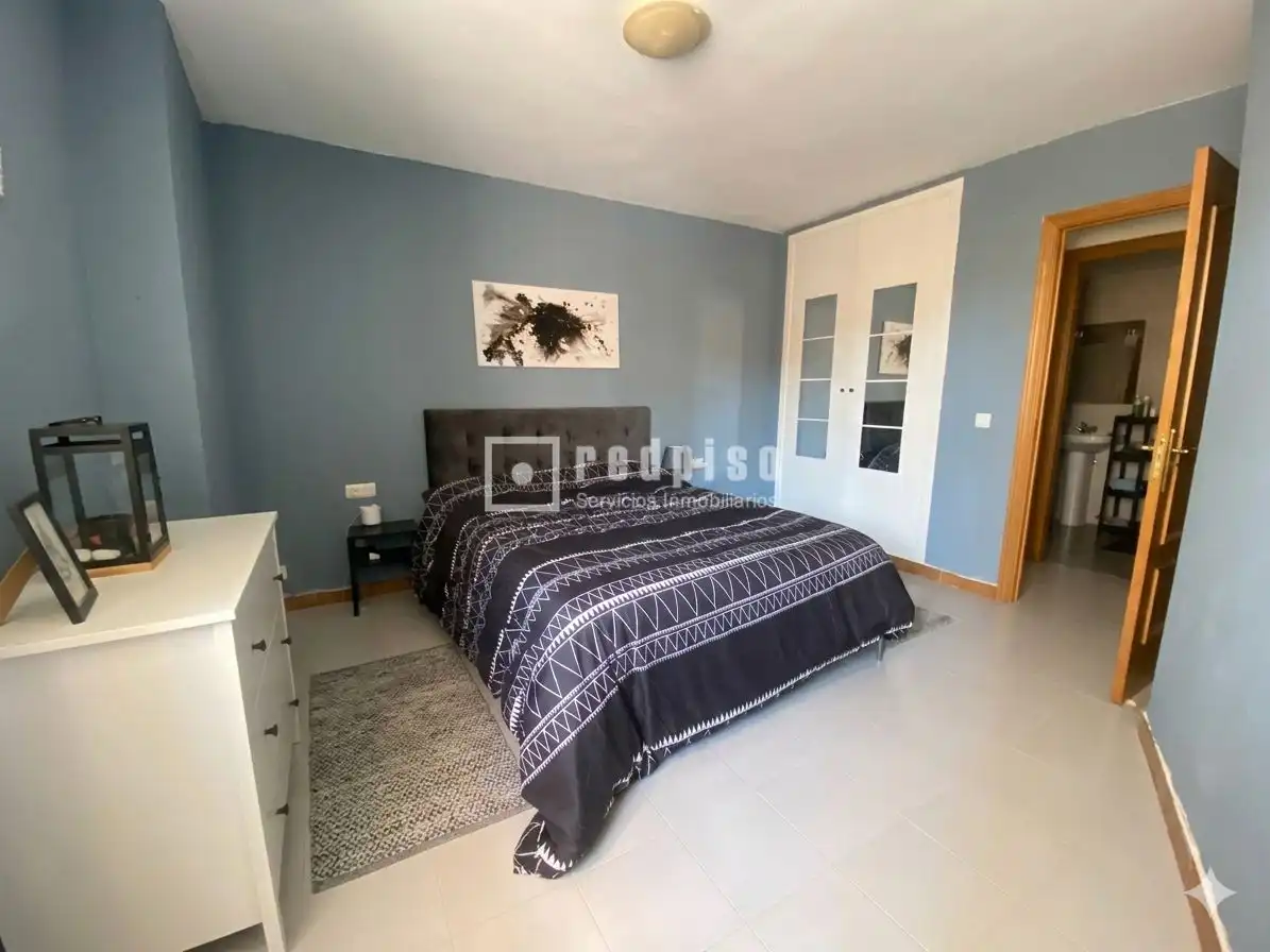 Habitación de Dúplex en venta en Navalcarnero con Aire acondicionado, Calefacción y Parquet