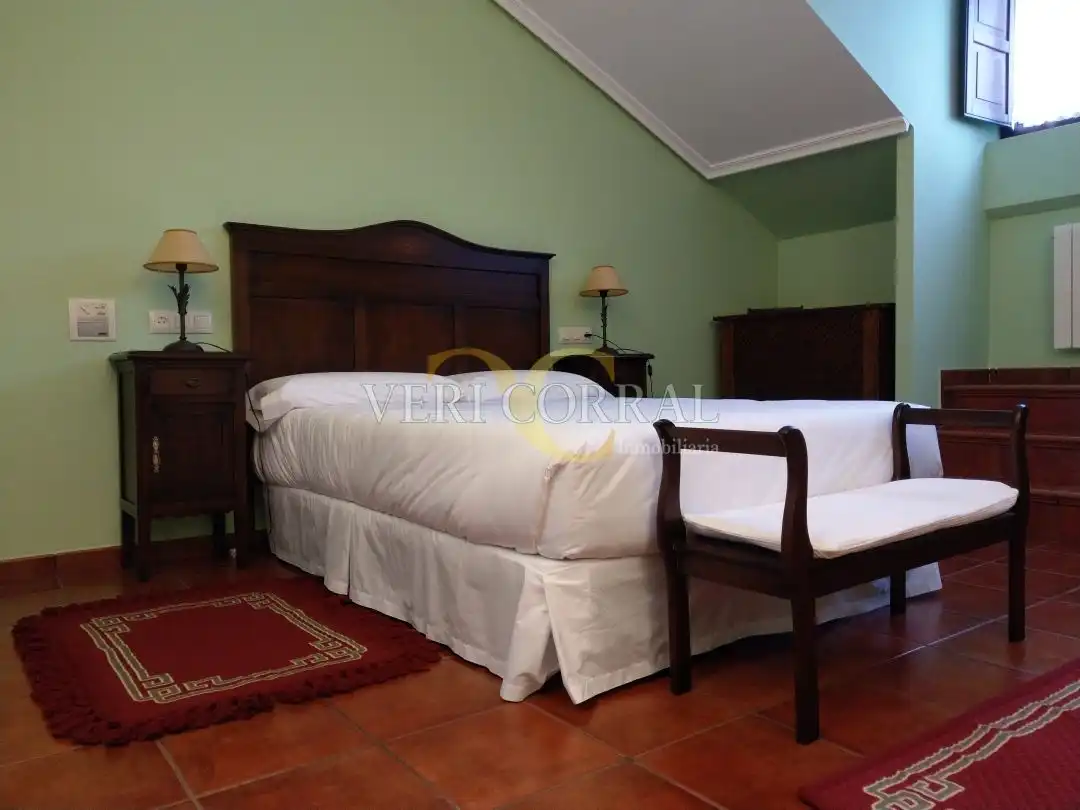Habitación de Edificio en venta en Llanes