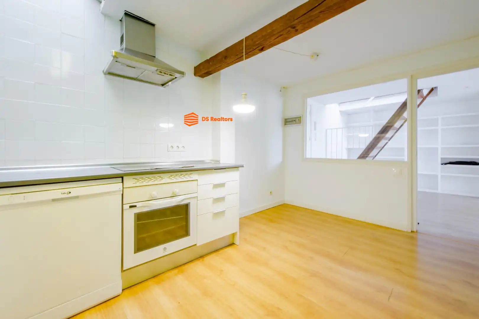 Küche von Dachboden zur Miete in Madrid mit Heizung, Terrasse und Möbliert