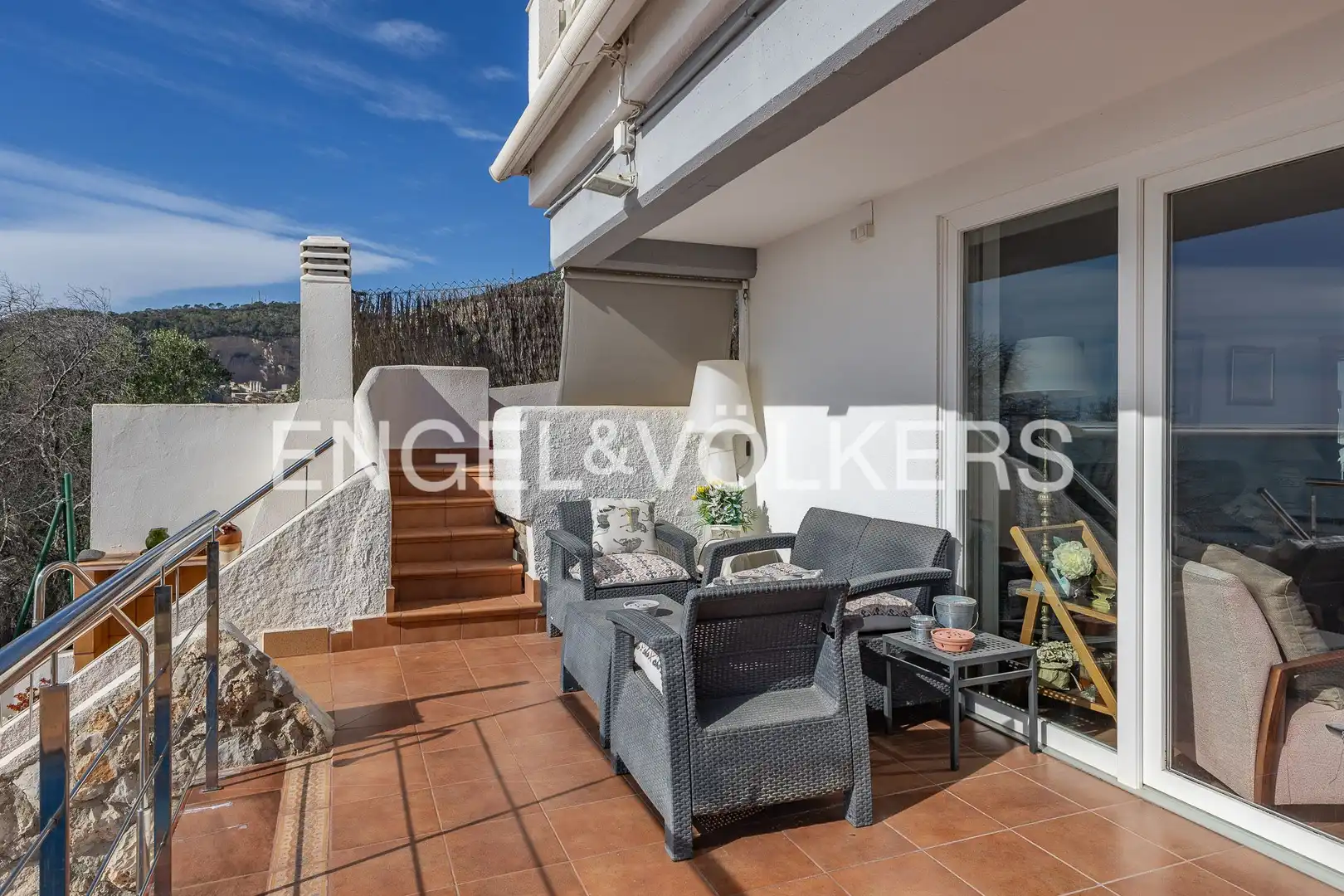 Terrassa de Casa o xalet en venda en Sitges amb Aire condicionat, Calefacció i Jardí privat