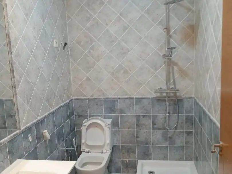 Badezimmer von Geschaftsraum zur Miete in Colmenar Viejo