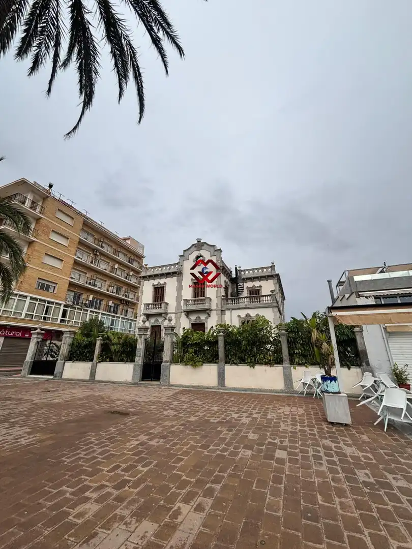 Vista exterior de Casa o xalet en venda en San Javier amb Aire condicionat, Calefacció i Jardí privat