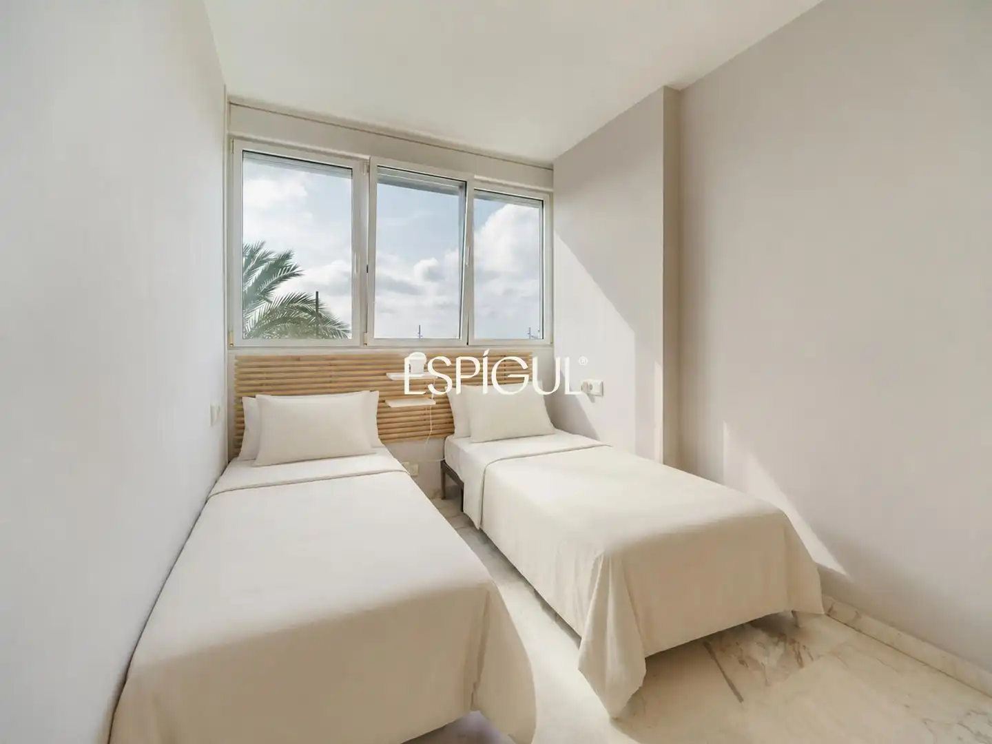 Habitación de Piso en venta en Barcelona con Aire acondicionado, Calefacción y Terraza