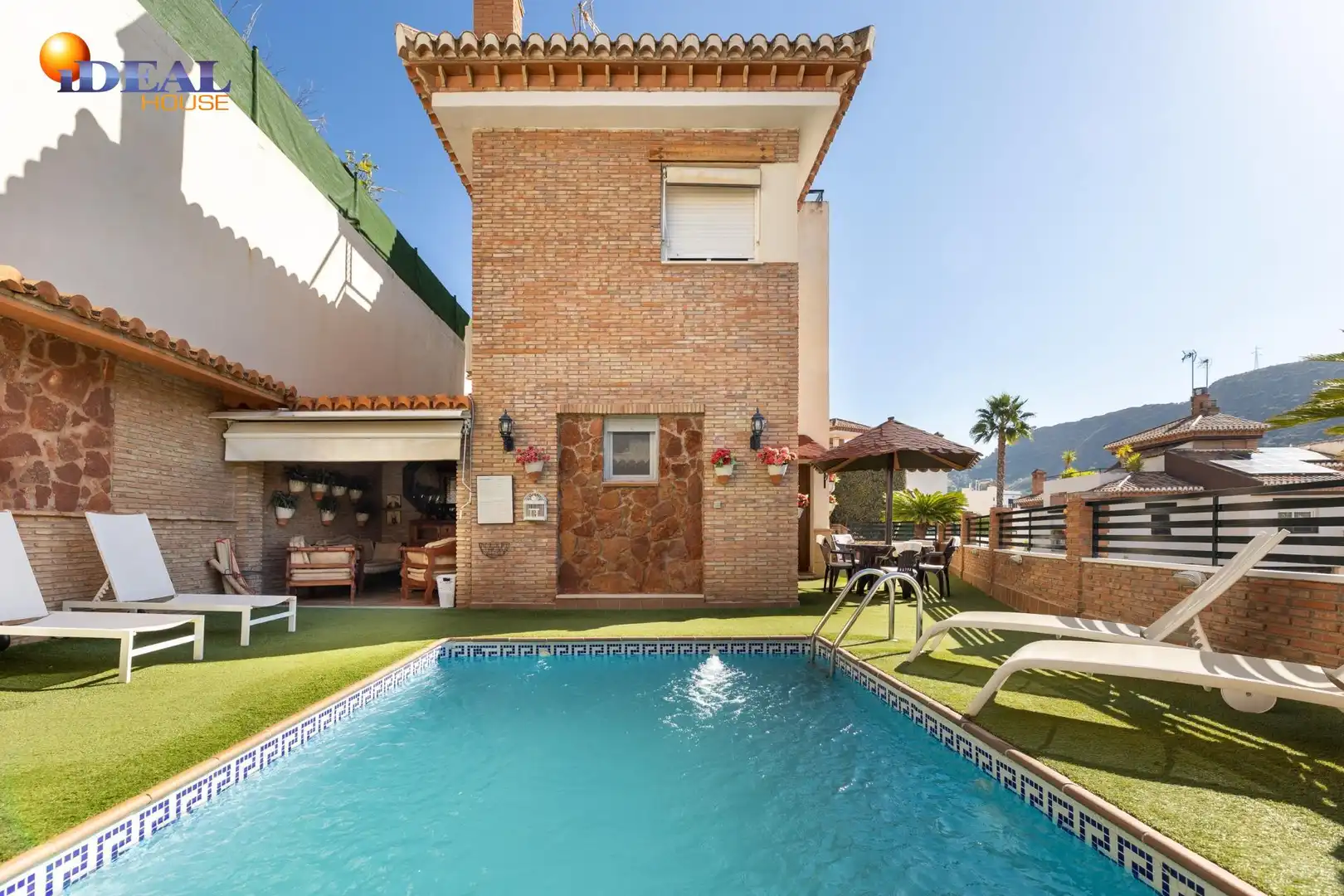 Chalet con piscina en venta en C. la Iruela, 45, imagen 3
