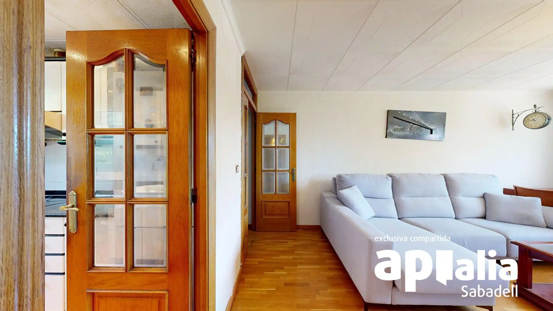Sala d'estar de Pis en venda en Badia del Vallès amb Calefacció, Terrassa i Balcó