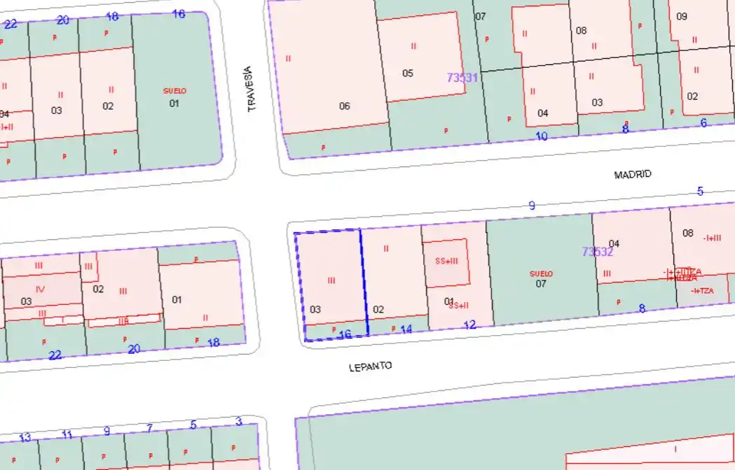 Piso en venta en Las Navas del Marqués  con Parquet, Terraza y Trastero
