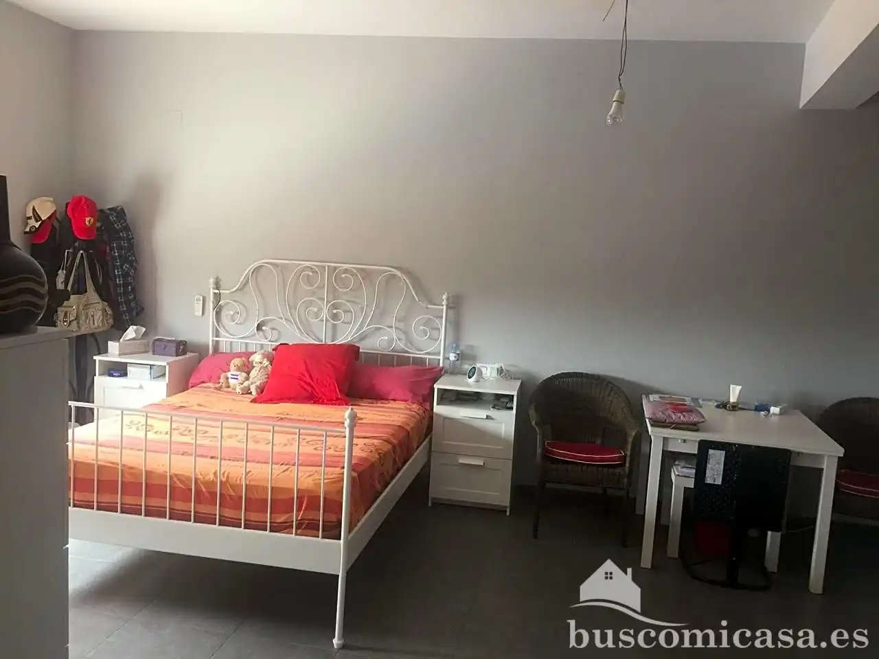 Dormitori de Finca rústica en venda en Linares amb Aire condicionat, Jardí privat i Terrassa
