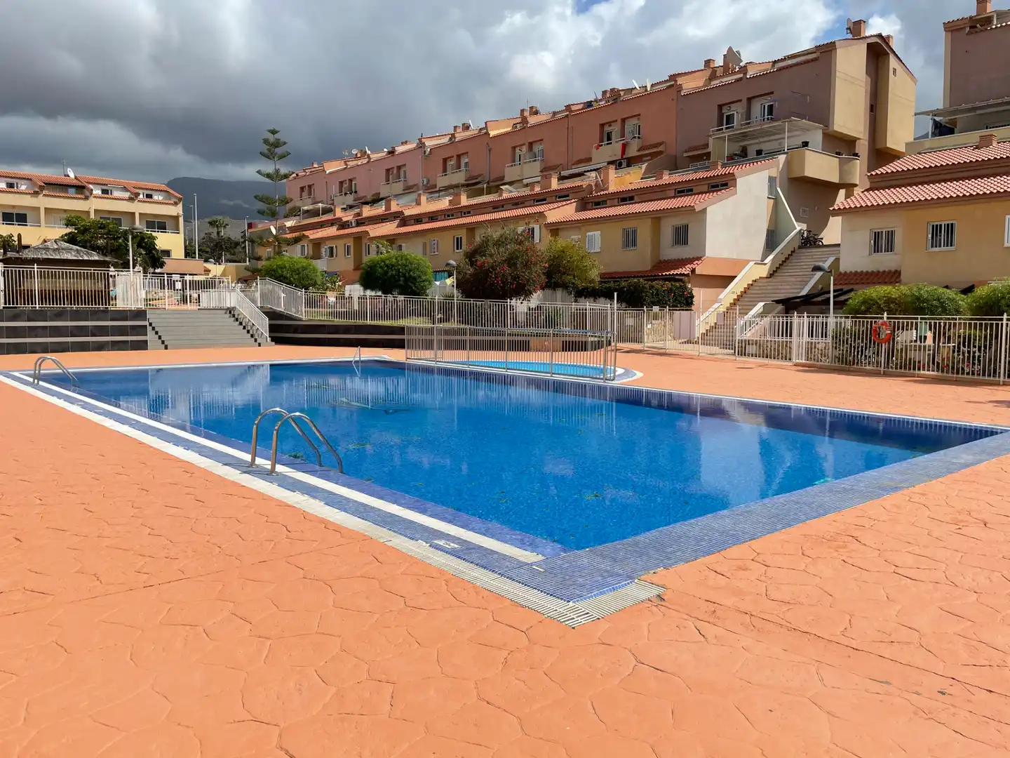 Swimming pool of Apartments for rent in Adeje  with Air Conditioner, Parquet flooring and Terrace