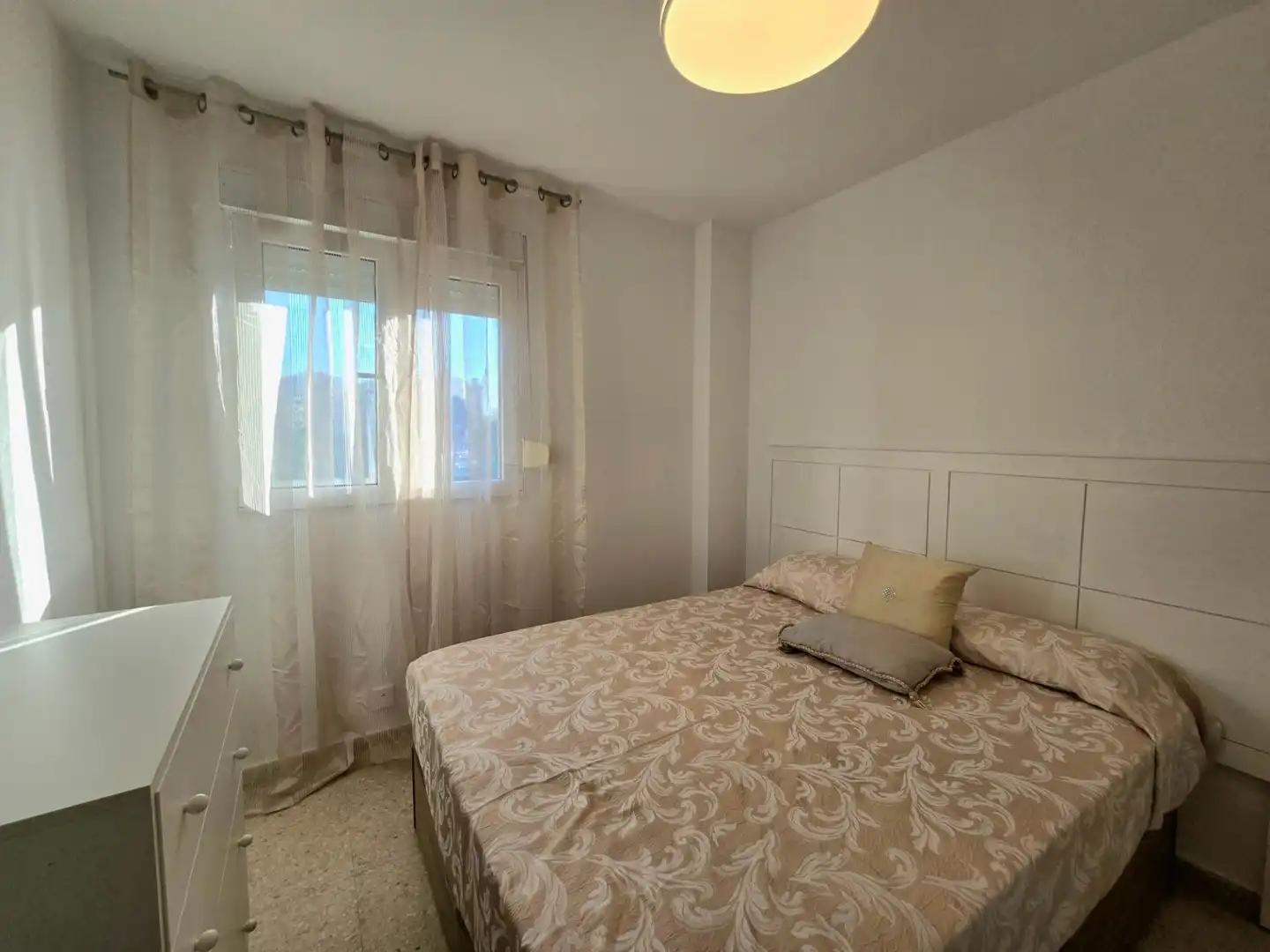 Schlafzimmer von Wohnung zum Verkauf in Torremolinos mit Klimaanlage, Privatgarten und Terrasse