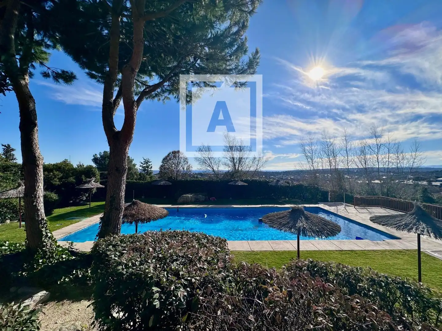 Piscina de Casa adosada en venta en Población de Arroyo con Aire acondicionado, Calefacción y Jardín privado