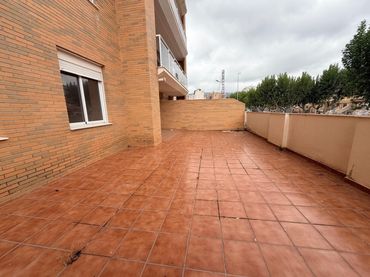 Appartamento con ascensore in vendita a Albaida