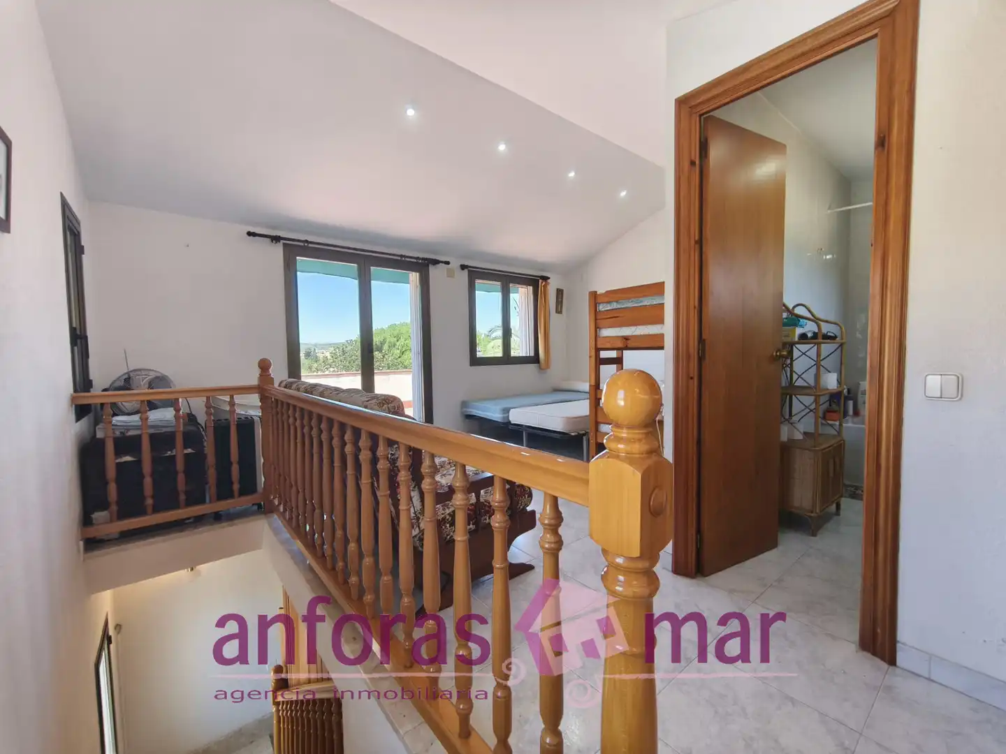 Dormitori de Casa o xalet en venda en Torredembarra amb Jardí privat, Terrassa i Piscina