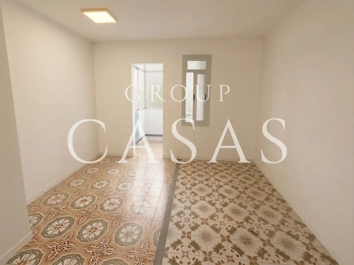 Flat with terrace for sale in Avinguda Electricitat, imagen 2