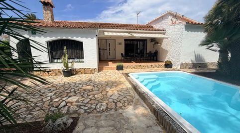 Foto 2 de Casa o chalet en venta en Carrer Montgrí, 103, Montgrí, Empuriabrava