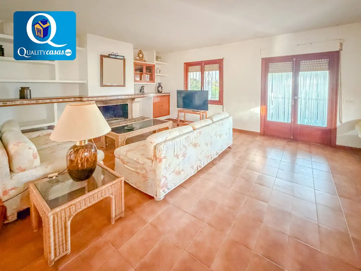 Sala d'estar de Casa o xalet en venda en Partidas de Alicante