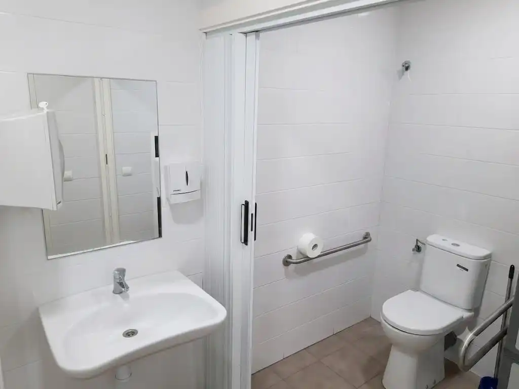 Badezimmer von Geschaftsraum zur Miete in Valencia