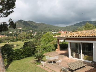 Jardí de Casa o xalet en venda en Cabrera de Mar amb Aire condicionat i Piscina